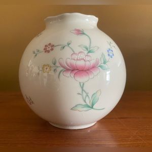 Vintage Lenox floral garden round vase , pink on cream